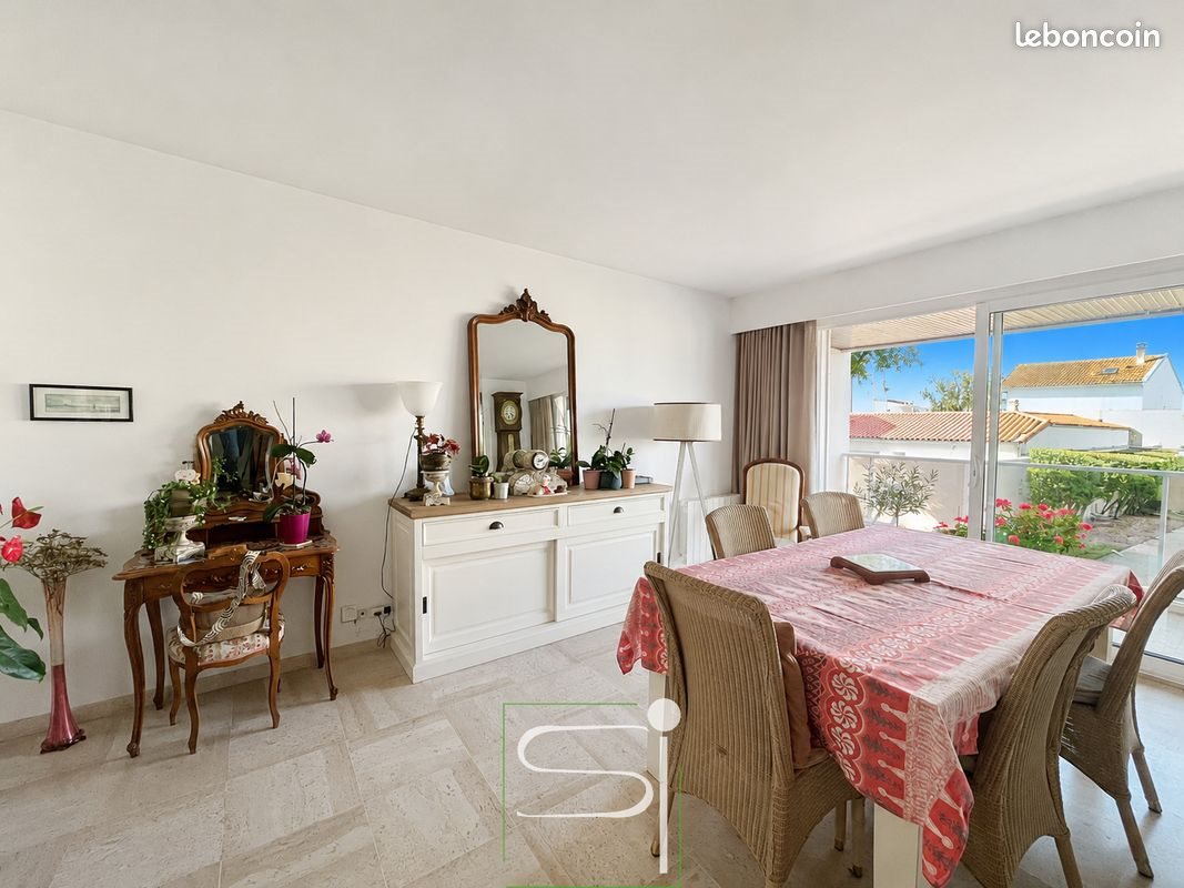 Appartement à vendre, 77m², Royan