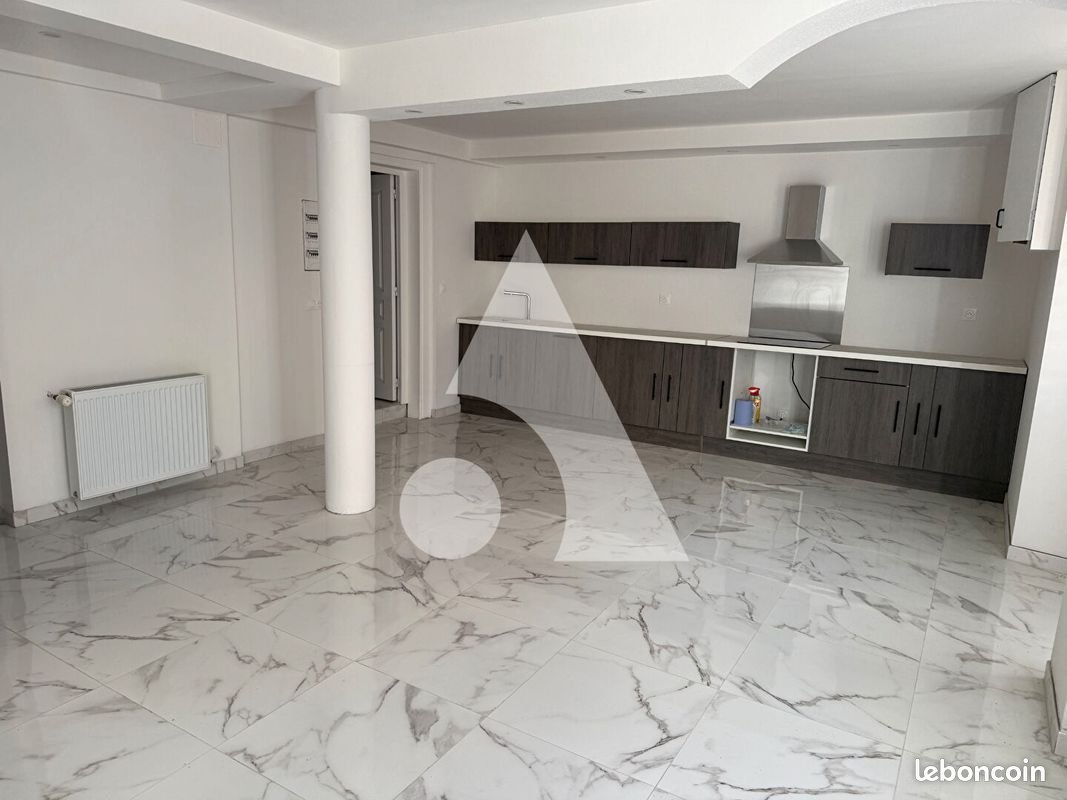 Appartement à vendre, 111m², Delle