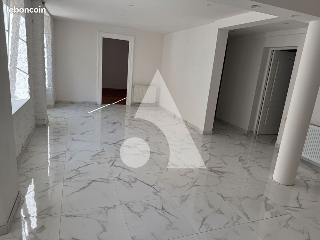 Appartement à vendre, 111m², Delle