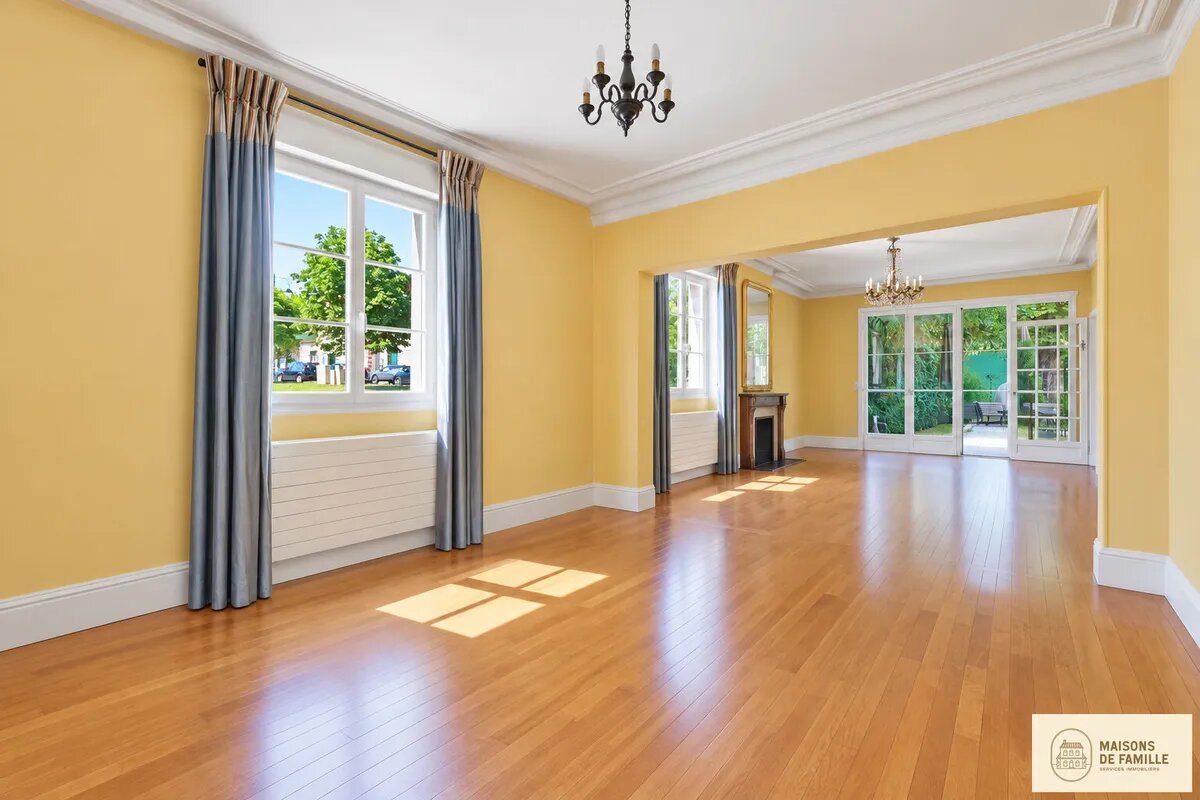 Maison à vendre, 200m², La Celle-Saint-Cloud