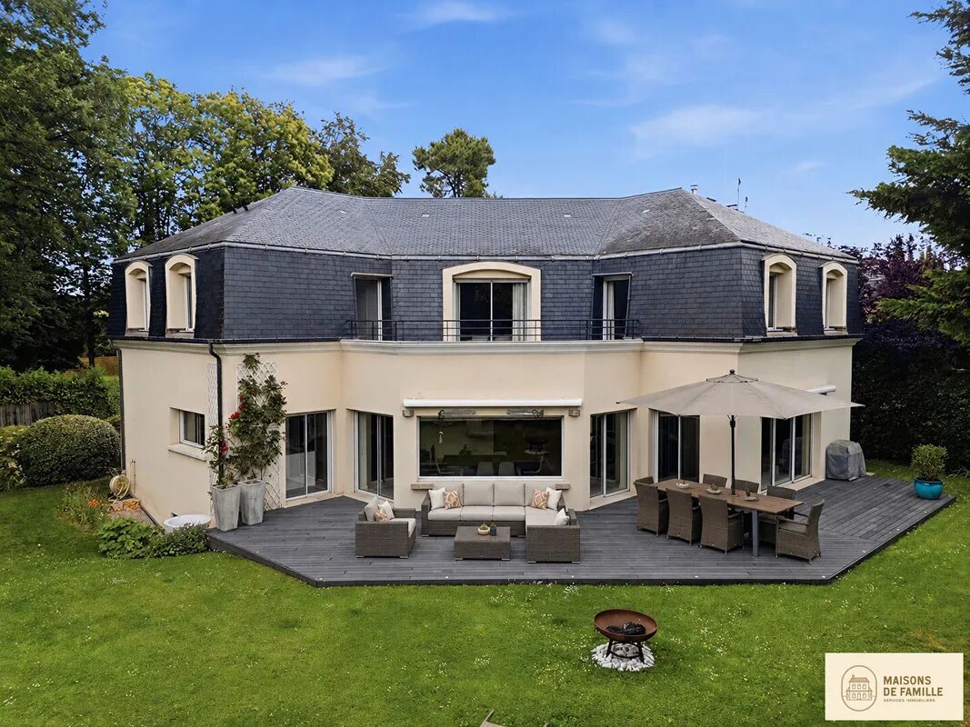 Maison à vendre, 235m², La Celle-Saint-Cloud