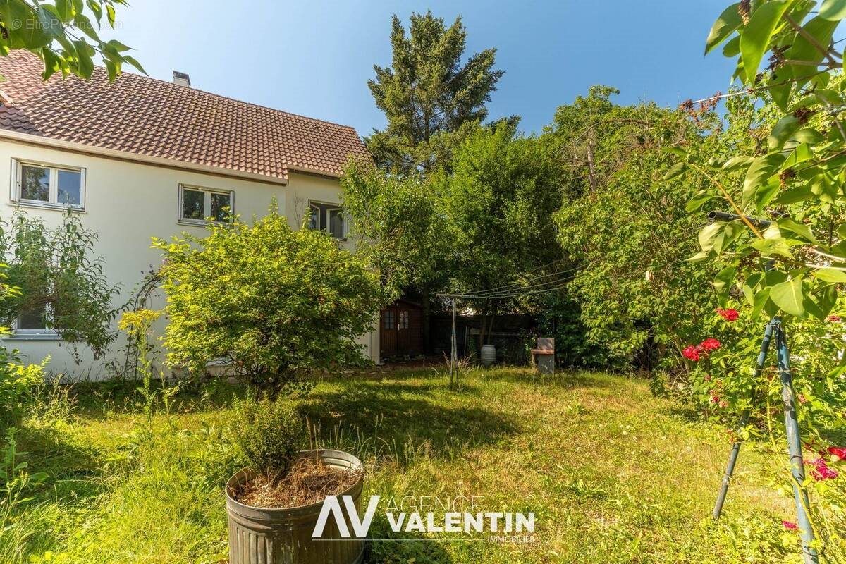 Maison à vendre, 107m², Metz
