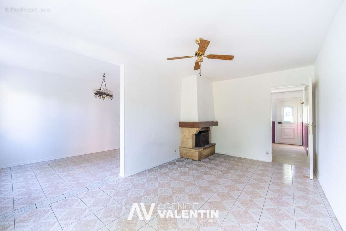 Maison à vendre, 107m², Metz