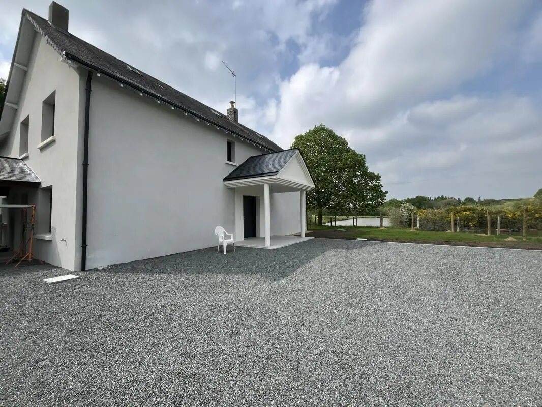 Maison à louer, 225m², Beaucouzé