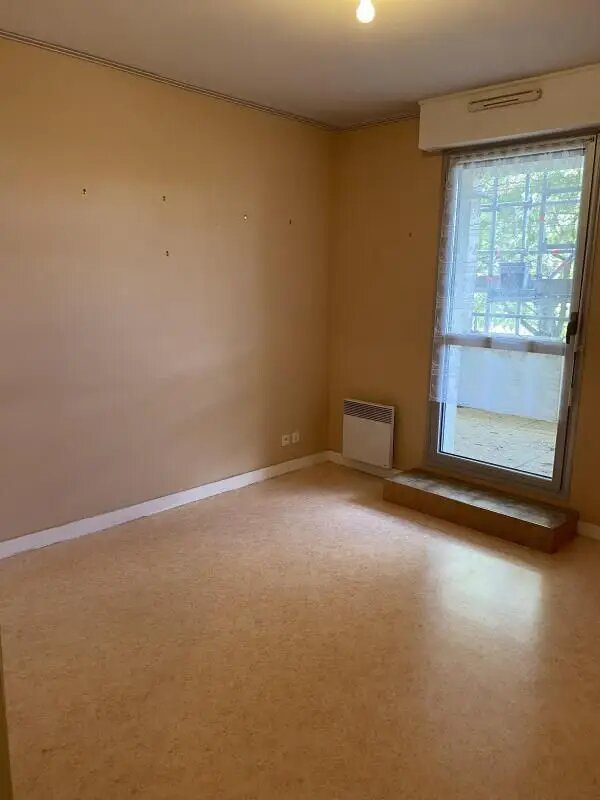 Appartement à louer, 42m², Montreuil-Juigné