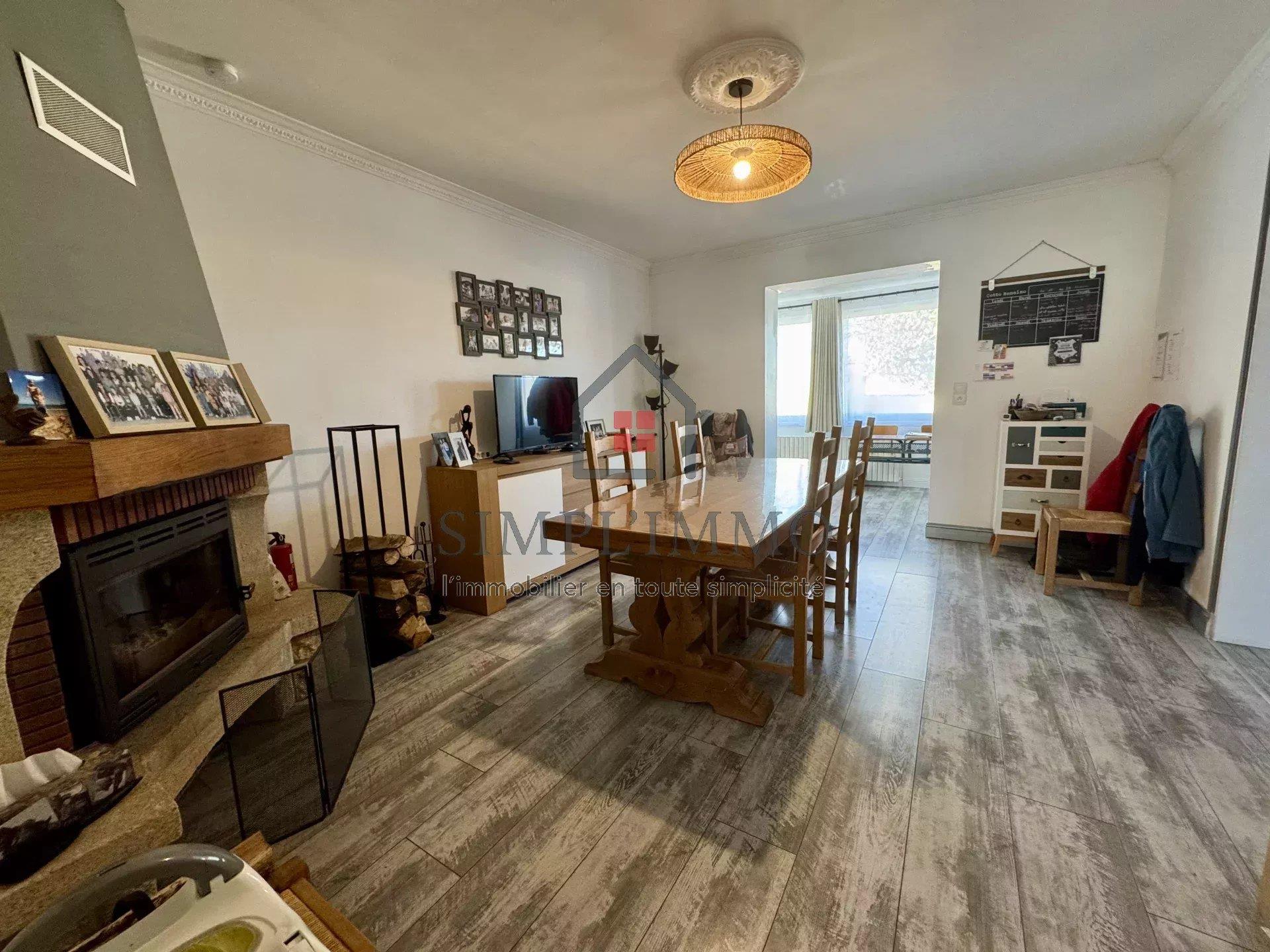 Maison à vendre, 163m², Échillais