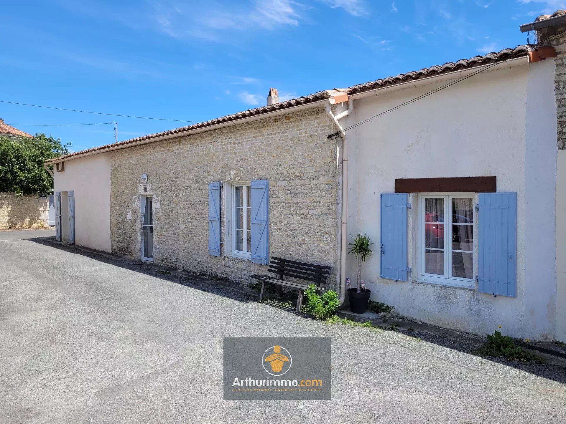 Maison à vendre, 81m², Benon