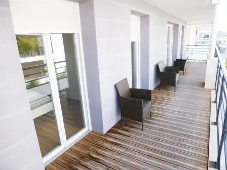 Appartement à vendre, 85m², Saint-Genis-Pouilly