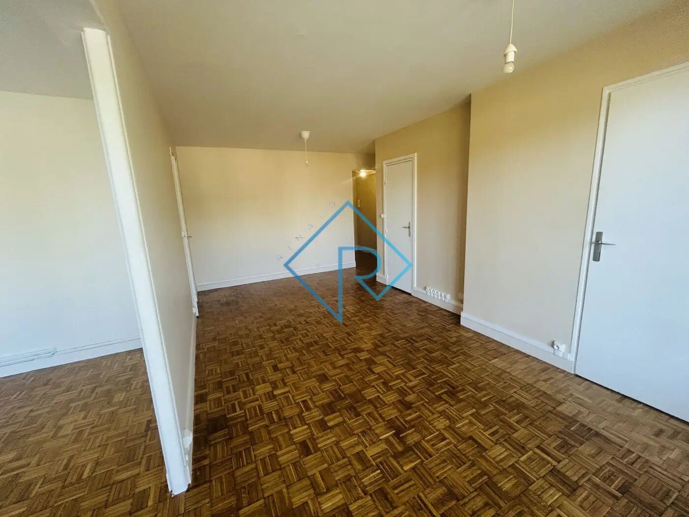 Appartement à louer, 42m², Paris 20ème