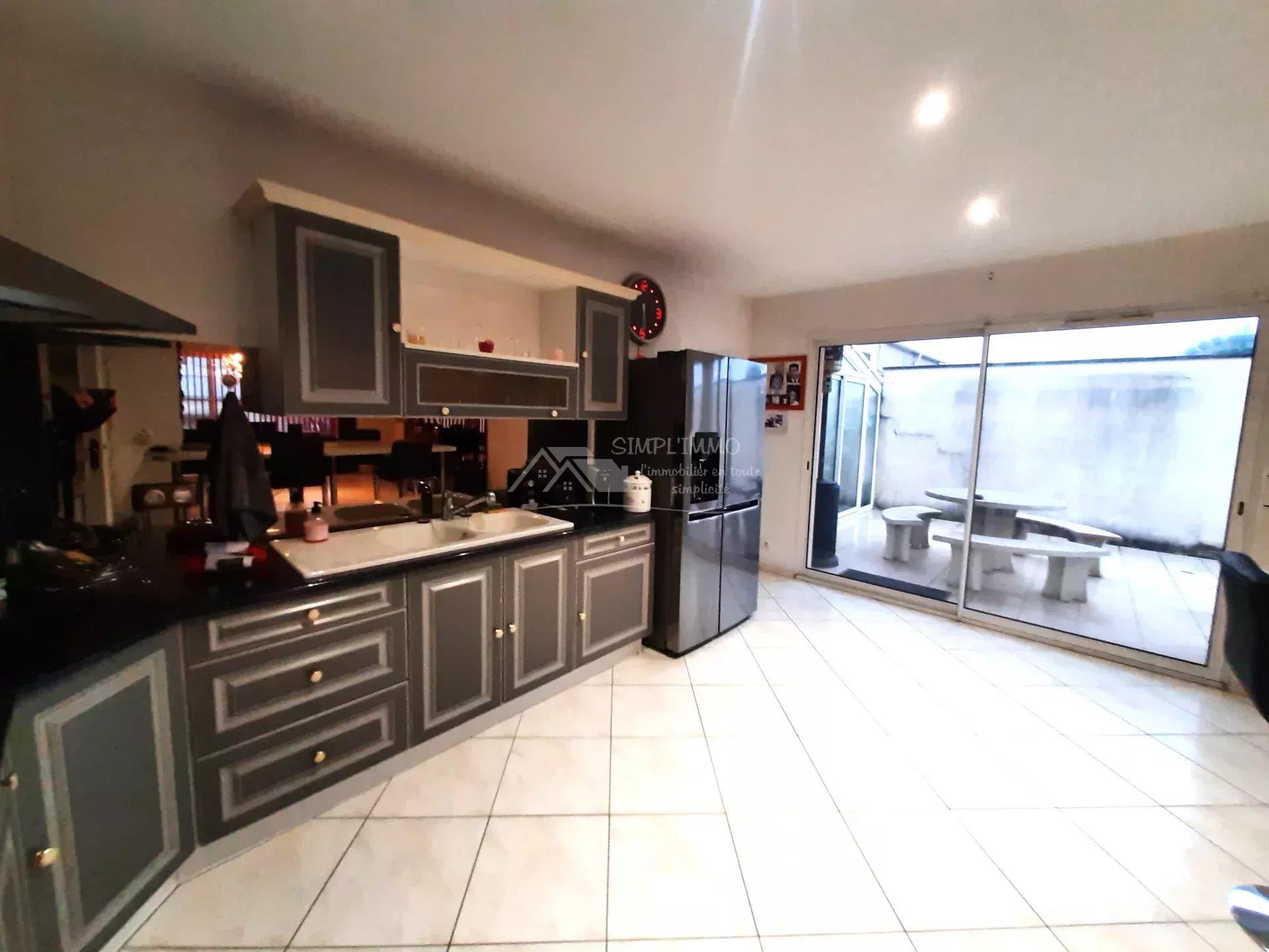 Maison à vendre, 162m², Saint-Sulpice-de-Royan
