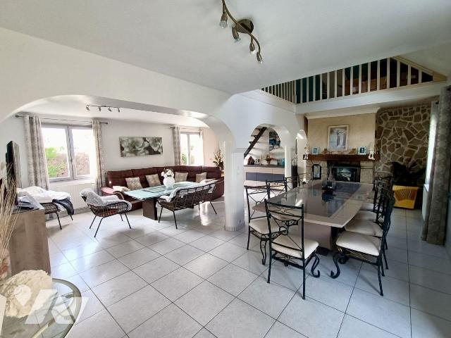 Maison à vendre, 138m², Bruz
