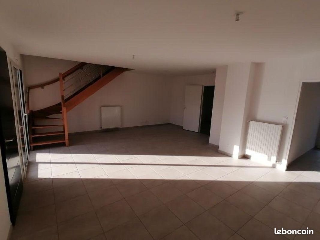 Maison à louer, 90m², Saint-Erblon