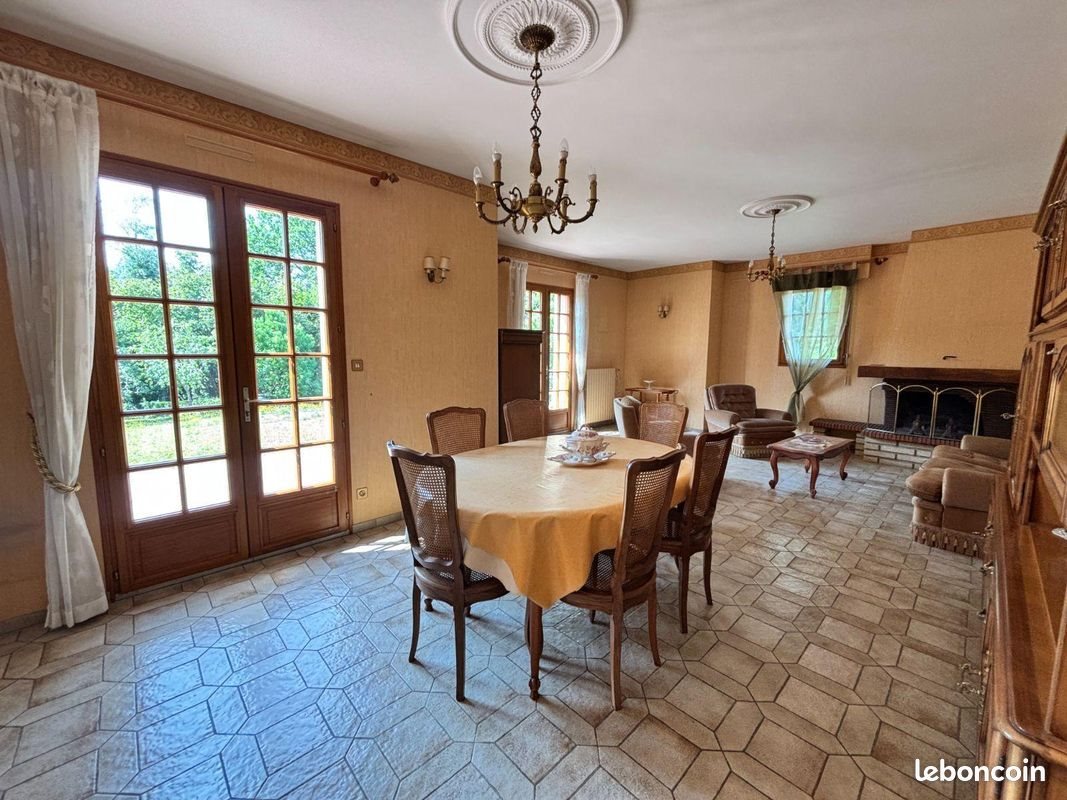 Maison à vendre, 155m², Noyal-Châtillon-sur-Seiche