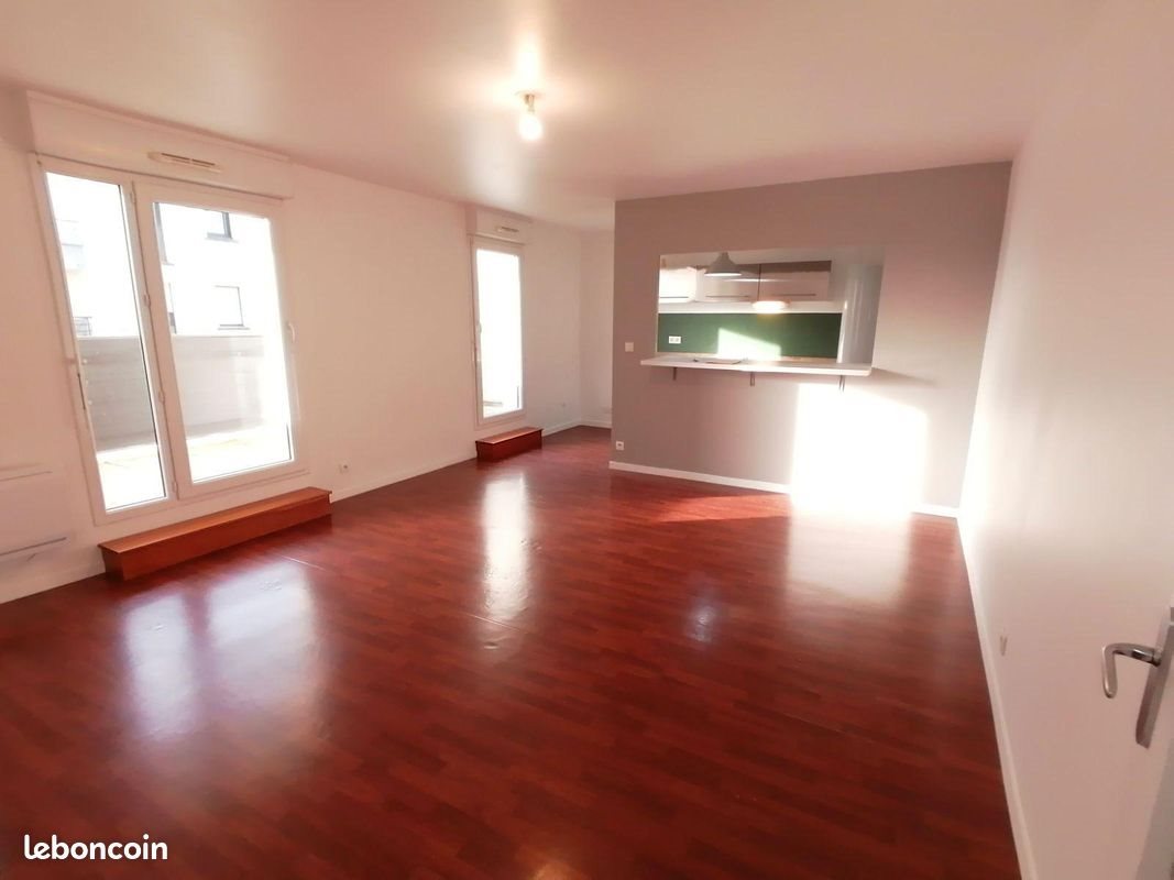 Appartement à louer, 64m², Orgères