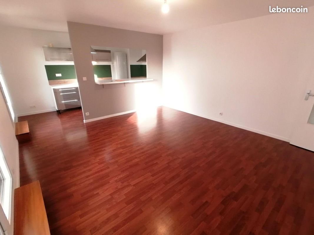 Appartement à louer, 64m², Orgères