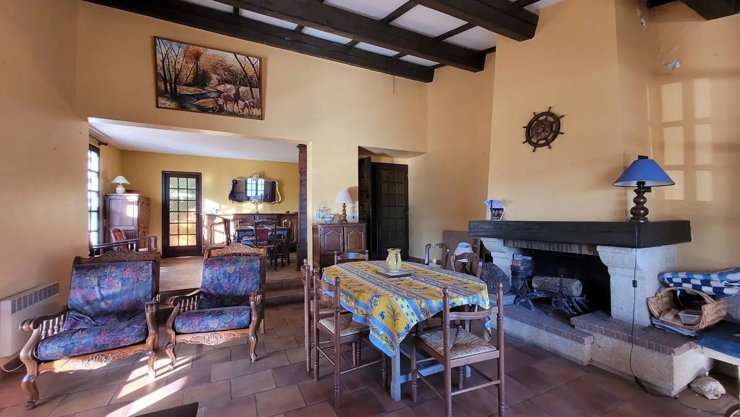 Maison à vendre, 164m², Revest-du-Bion