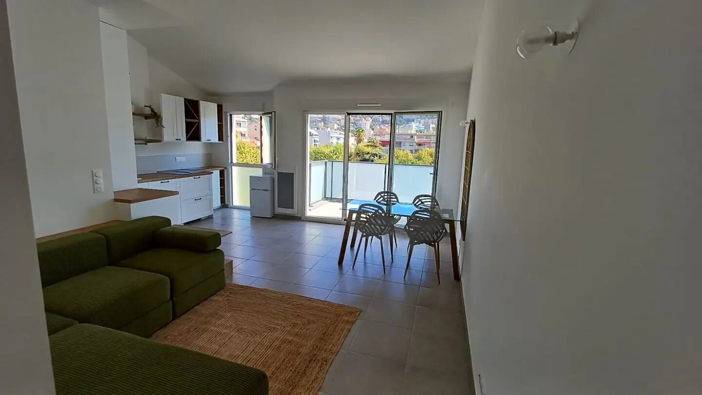 Appartement à louer, 63m², Nice