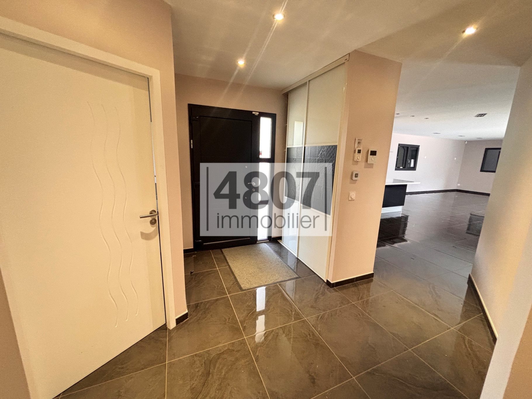 Maison à vendre, 184m², Marignier