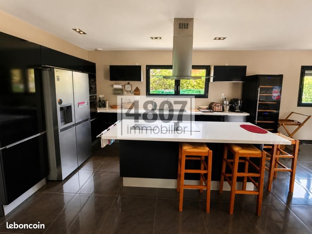 Maison à vendre, 184m², Marignier