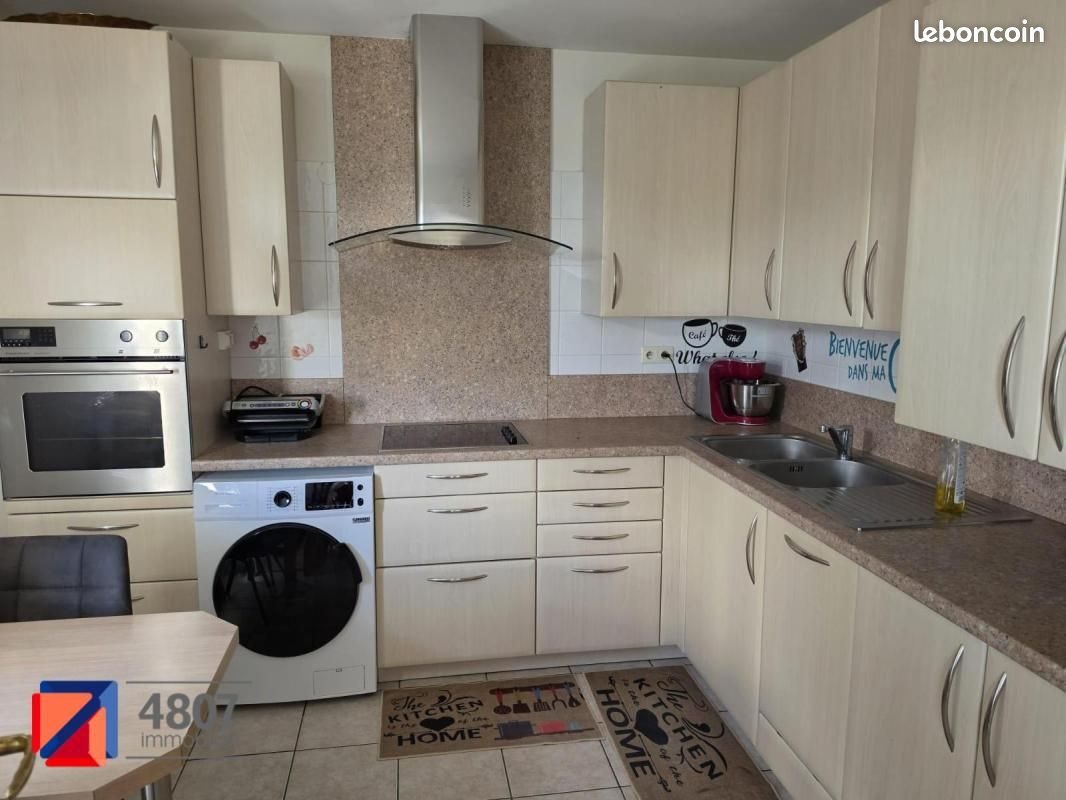 Appartement à louer, 79m², Publier