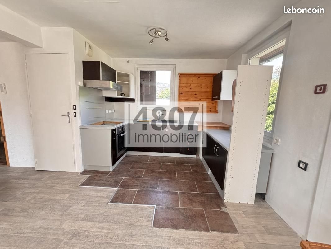 Appartement à vendre, 57m², Cluses
