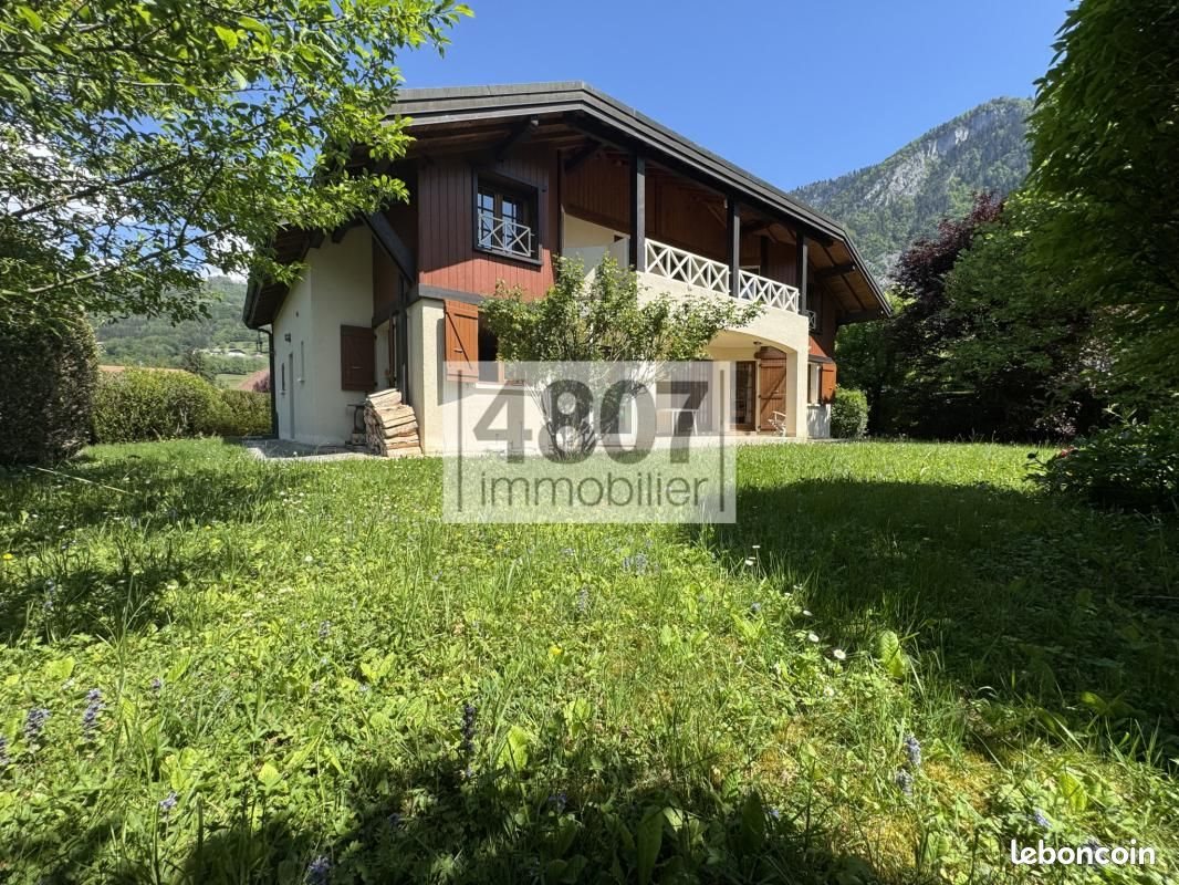 Maison à vendre, 156m², Cluses