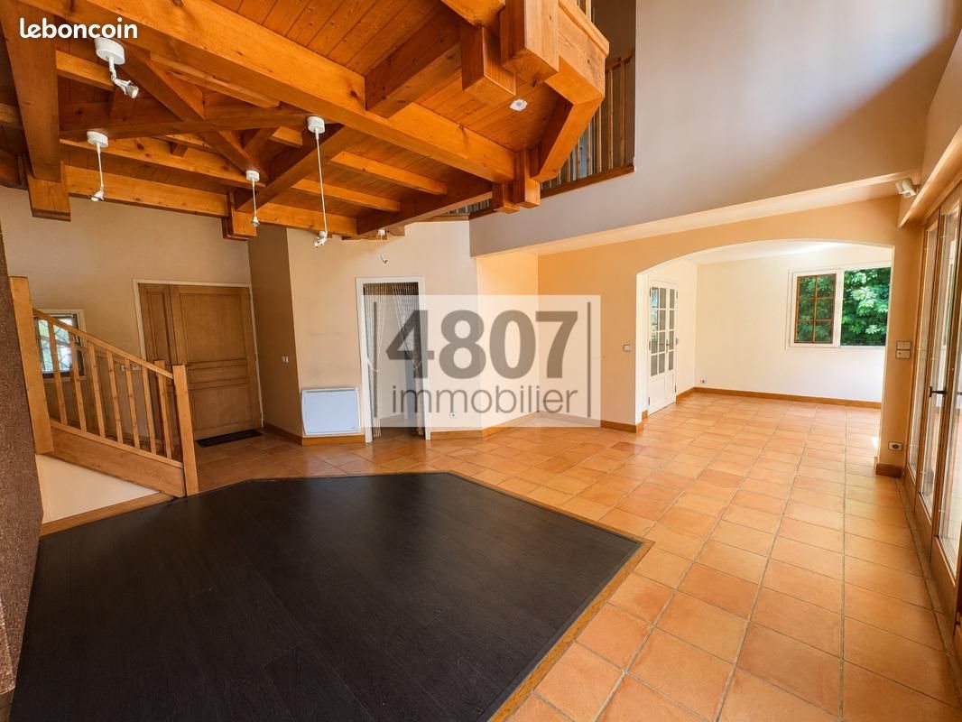 Maison à vendre, 156m², Cluses
