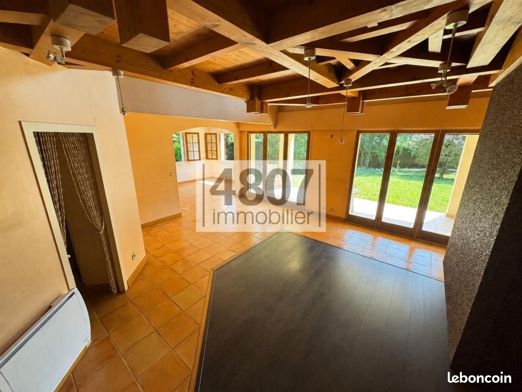 Maison à vendre, 156m², Cluses
