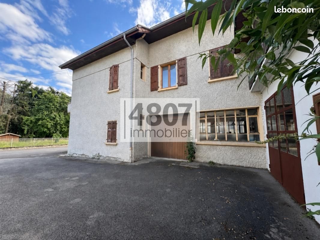 Maison à vendre, 420m², Cluses