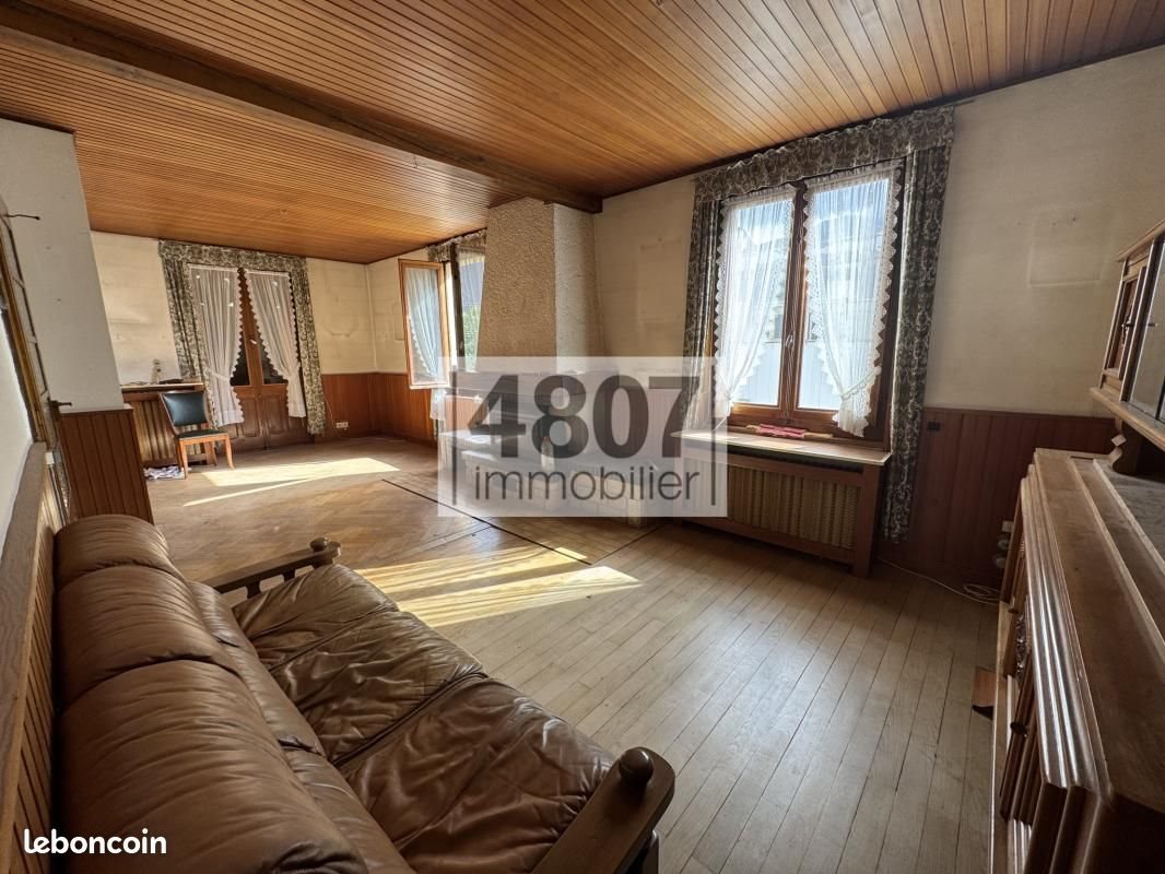 Maison à vendre, 420m², Cluses