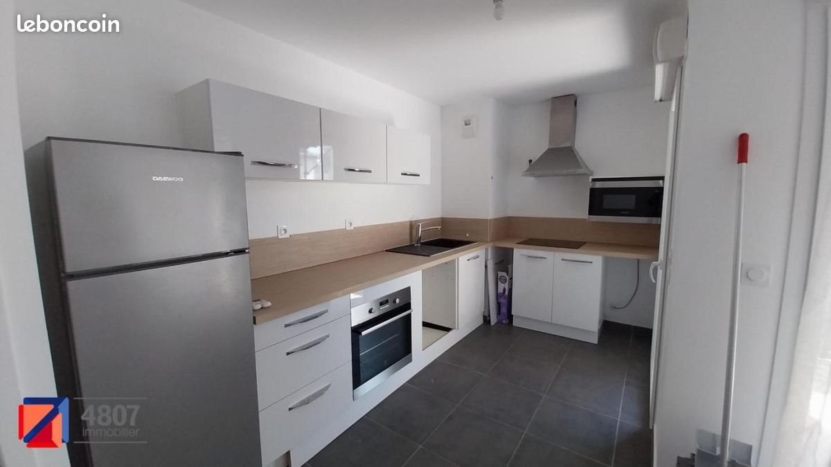 Appartement à louer, 46m², Ambilly