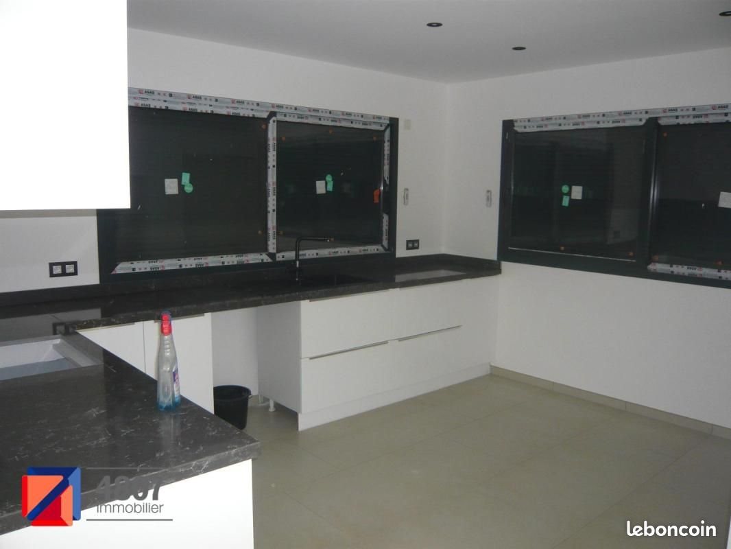 Maison à louer, 140m², Cluses