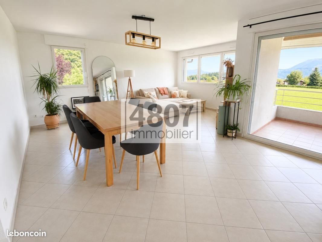 Appartement à vendre, 76m², Pers-Jussy