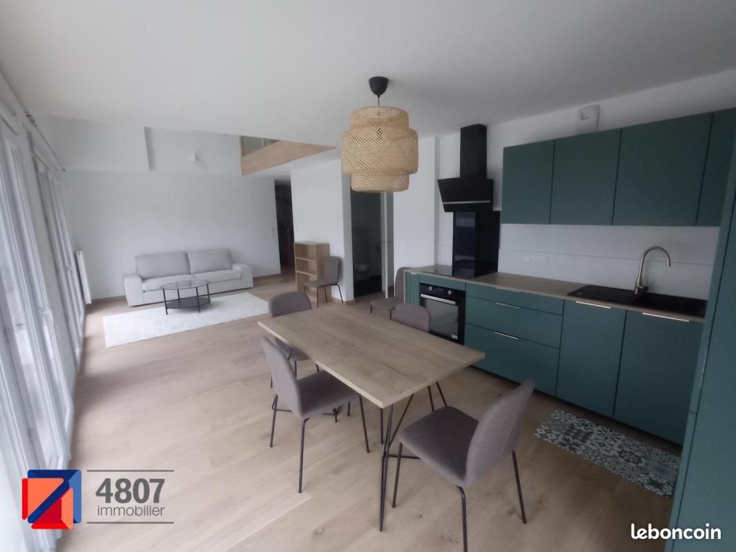 Appartement à louer, 99m², Sallanches