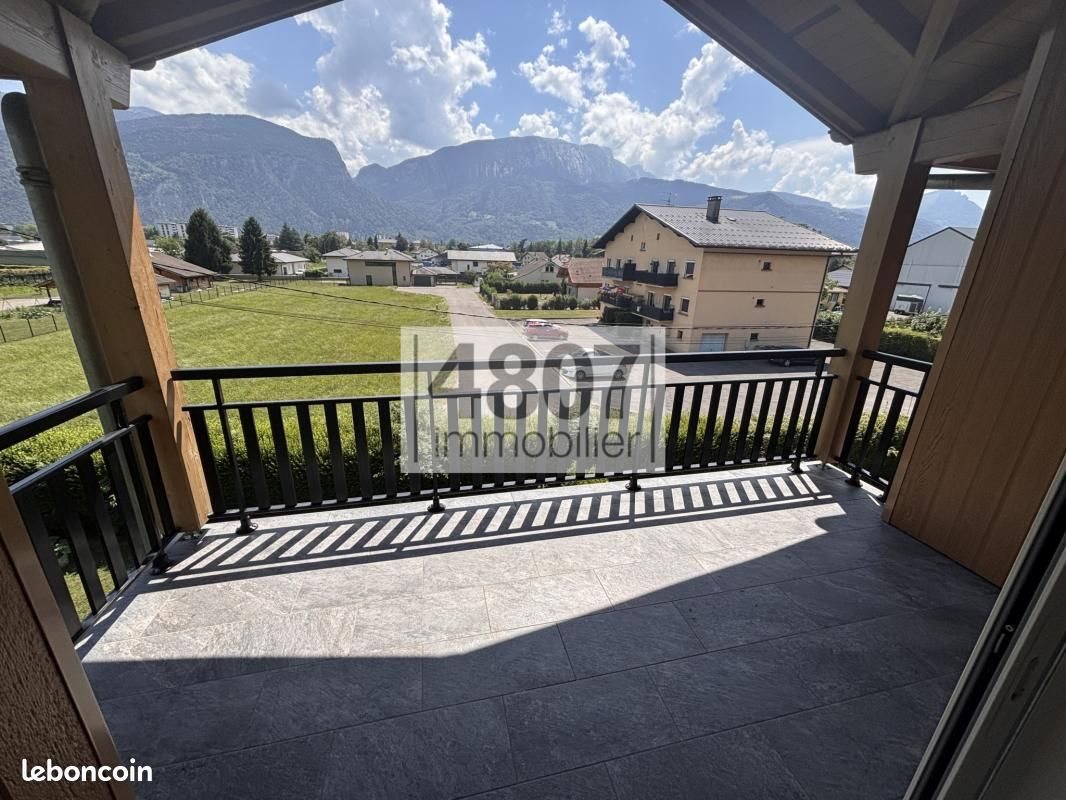 Appartement à vendre, 66m², Cluses