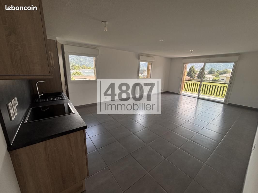 Appartement à vendre, 66m², Cluses