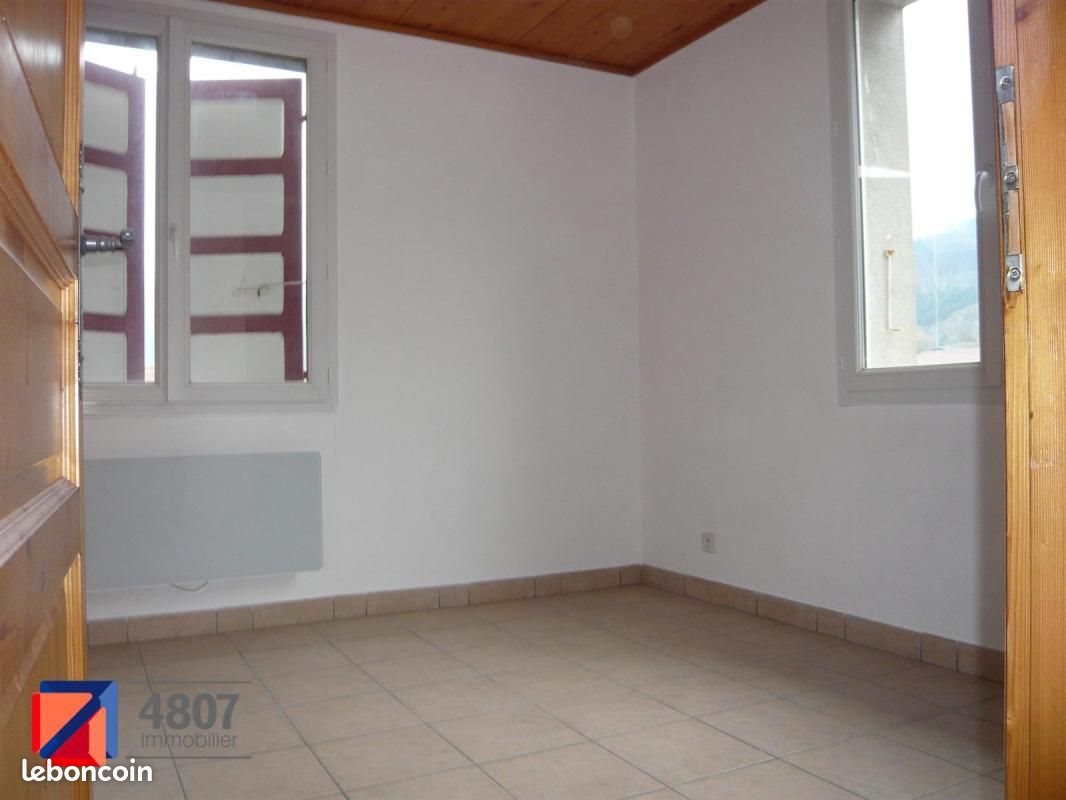 Appartement à louer, 28m², Marnaz