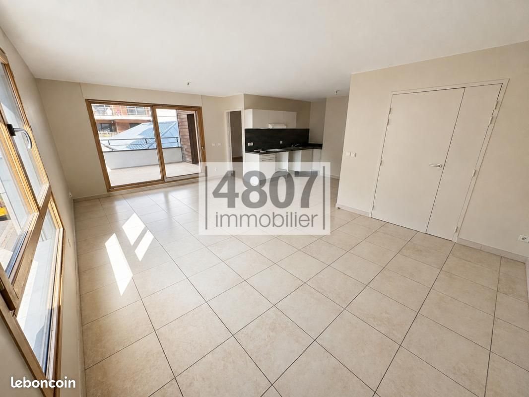 Appartement à vendre, 74m², Cluses