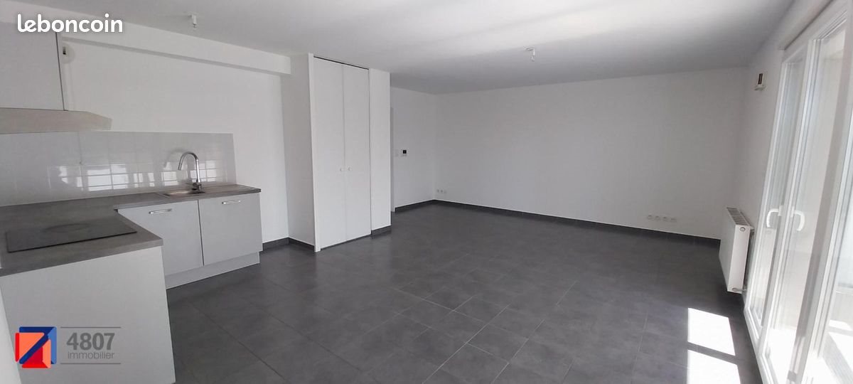 Appartement à louer, 49m², Etrembières