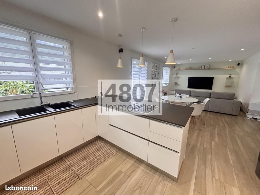 Maison à vendre, 180m², Scionzier