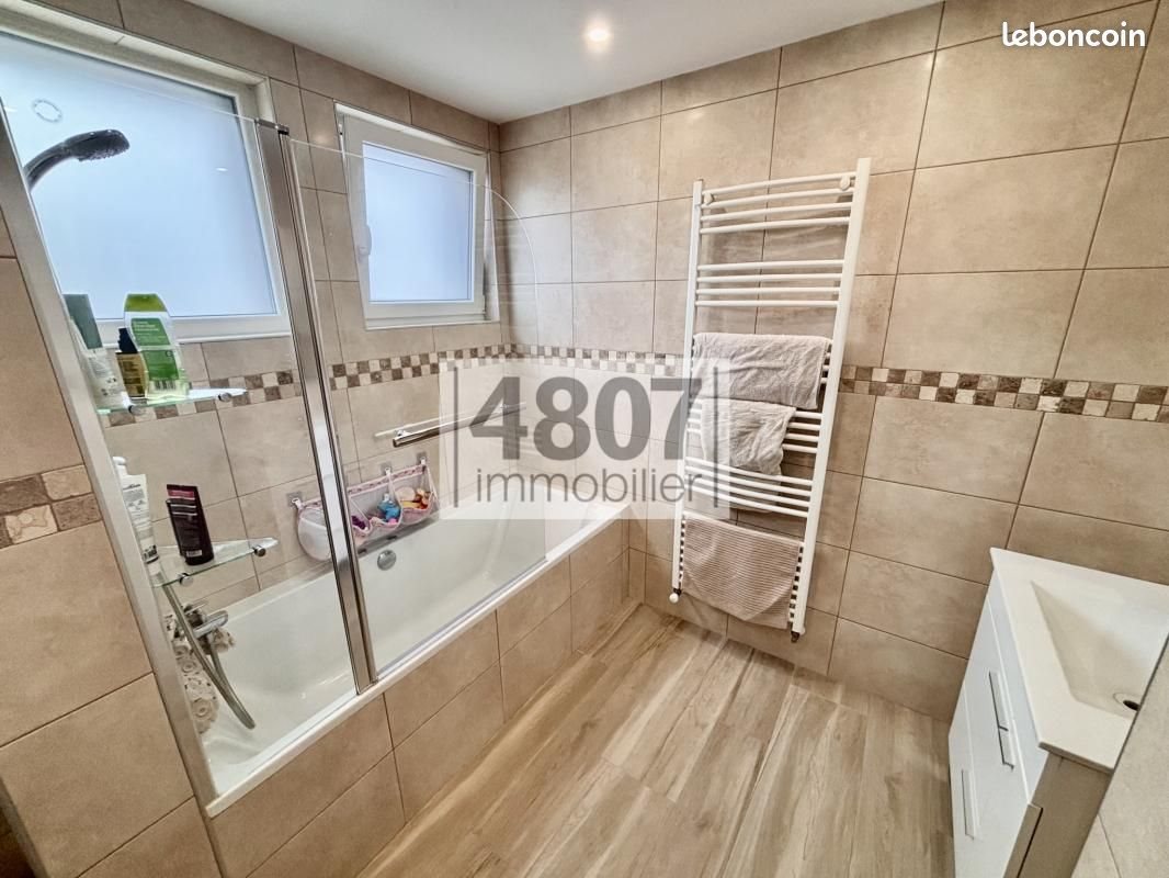 Maison à vendre, 180m², Scionzier
