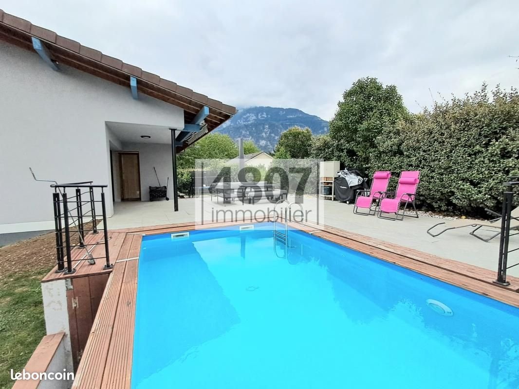 Maison à vendre, 166m², Saint-Pierre-en-Faucigny