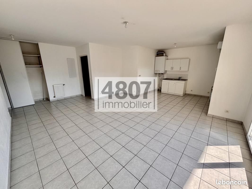 Appartement à vendre, 69m², Thyez