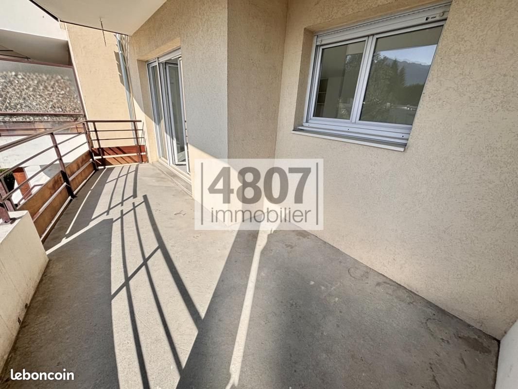 Appartement à vendre, 69m², Thyez