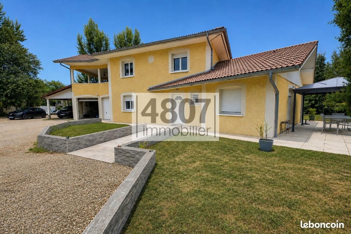 Maison à vendre, 162m², Thyez