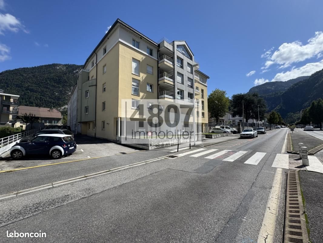 Appartement à vendre, 55m², Cluses