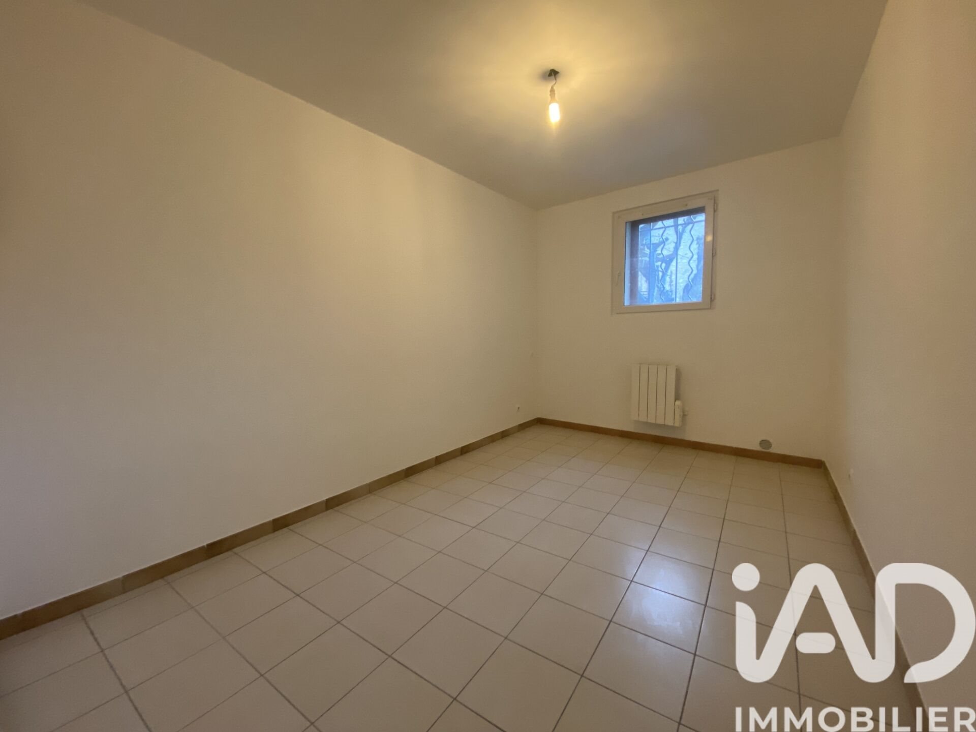 Appartement à vendre, 51m², Aramon