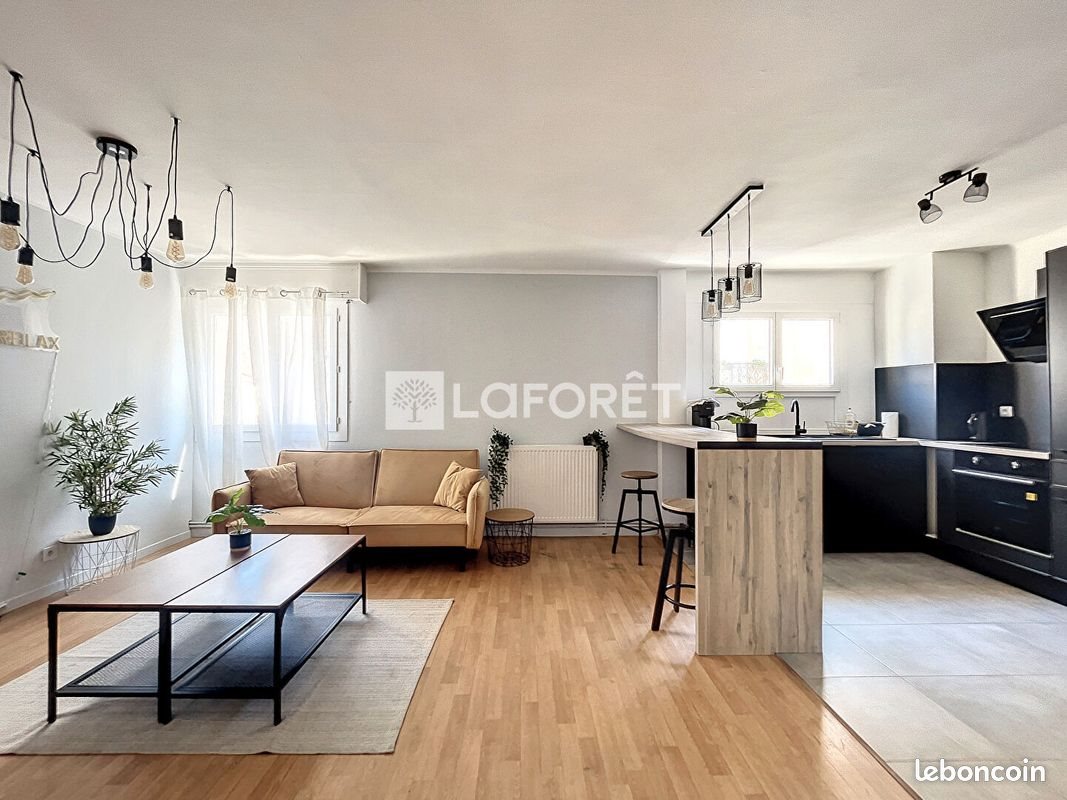 Appartement à louer, 92m², Béziers