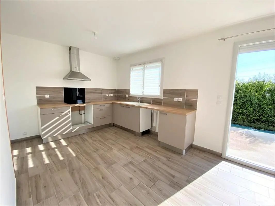 Maison à louer, 85m², Ambillou