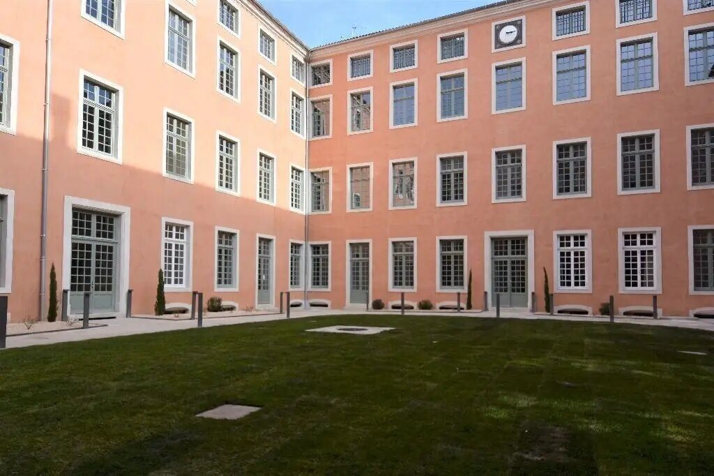 Appartement à louer, 77m², Mâcon